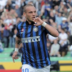 Sneijder: Off to QPR? Really?