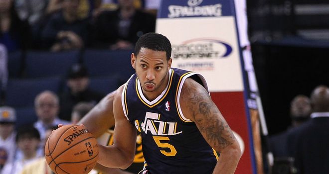 NBA: Jazz hit the right note