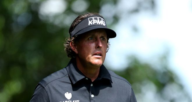 Mickelson remains optimistic 