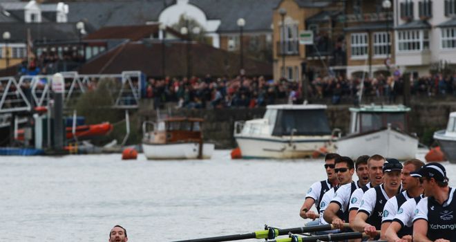 Boat Race: Swimmer drama