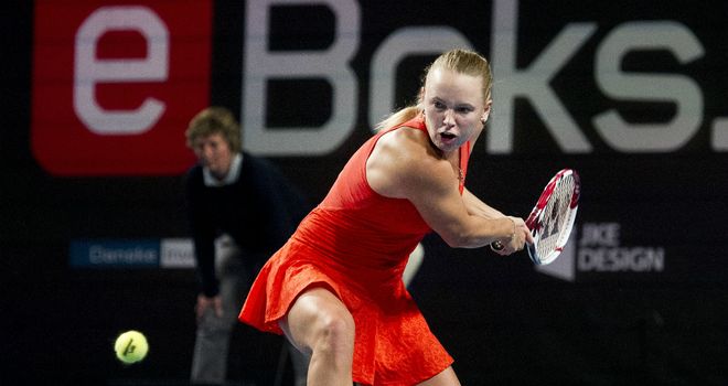 Cornet silenced by Wozniacki