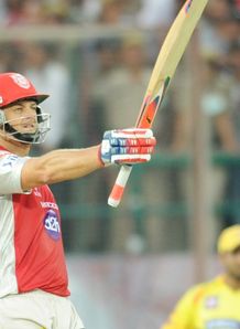 Gilchrist back with a bang