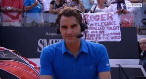 Federer eases through in Rome
