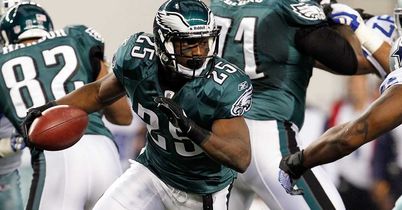 McCoy commits to Eagles