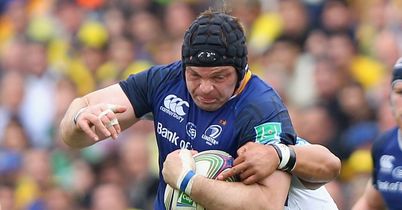 Hand-to-hand combat for Ross