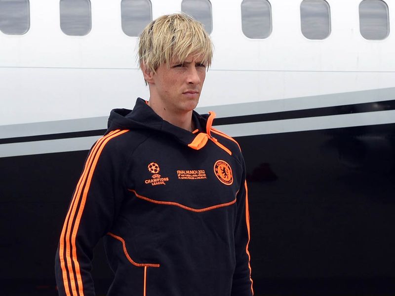 Fernando-Torres-Chelsea-arrive-in-Munich-Cham_2767016.jpg