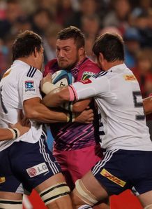 Dean Greyling taking contact in Bulls v Stormers Dean Greyling taking contact in Bulls v Stormers
