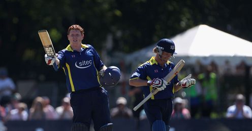 Run riot: Kevin O'Brien and Hamish Marshall both pillaged tons at Uxbridge in 2011