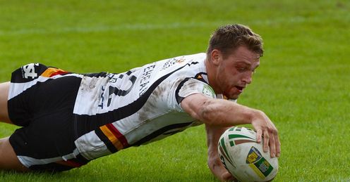 Elliot Whitehead Bradford Bulls scoring a try against London Broncos Elliot Whitehead Bradford Bulls scoring a try against London Broncos