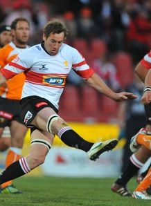 Butch James kicking for Golden Lions Butch James kicking for Golden Lions