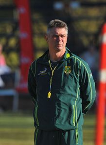 Heyneke Meyer hands behind back Heyneke Meyer hands behind back