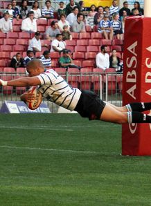 Rocco Jansen scoring for Griquas Rocco Jansen scoring for Griquas
