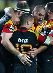 Waikato Chiefs celebrating Super Rugby title