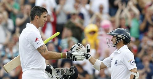 Large and little: Pietersen (L) and Taylor batted well at Headingley