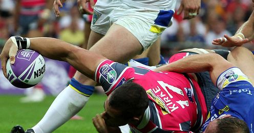 Ian Kirke Leeds Rhinos scoring a try in the 2012 Challenge Cup final Ian Kirke Leeds Rhinos scoring a try in the 2012 Challenge Cup final