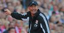 Pulis: Get behind new manager