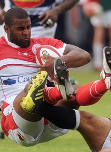Biarritz s winger Brew Aled L Biarritz s winger Brew Aled L