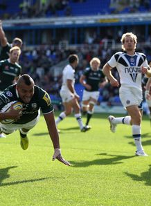 Jonathan Joseph London Irish try v Bath