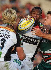 Ugo Monye looking for an offload for Harlequins Ugo Monye looking for an offload for Harlequins
