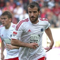 Van der Vaart: Hamstrung again
