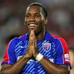 Drogba: Eyes loan move