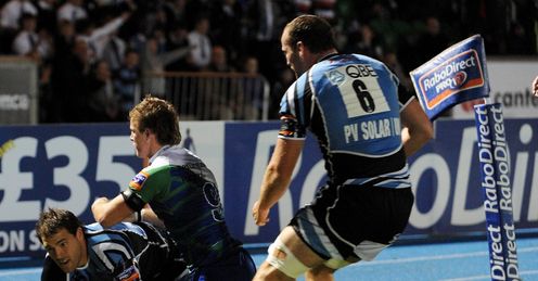 Sean Lamont scores for Glasgow in Galway Sean Lamont scores for Glasgow in Galway