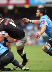 Marcell Coetzee on a run for Sharks Marcell Coetzee on a run for Sharks