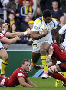 Napolioni Nalaga clermont v Scarlets 2012
