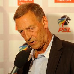 Neeskens: Set to tinker