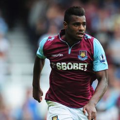 Vaz Te: Not fit for Blues clash
