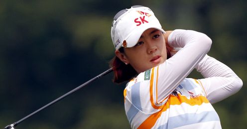 Choi - Shares the lead