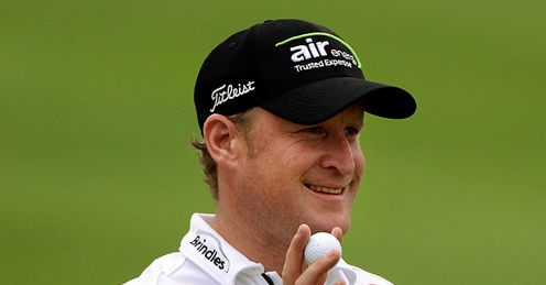 Donaldson: Four shot lead