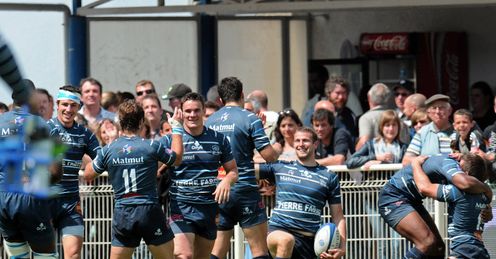 Castres celebrate after beating Clermont Castres celebrate after beating Clermont