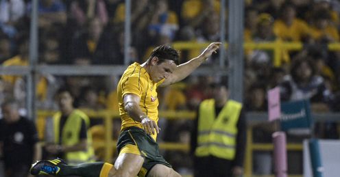 Mike Harris kicking for Australia in Rosario Mike Harris kicking for Australia in Rosario
