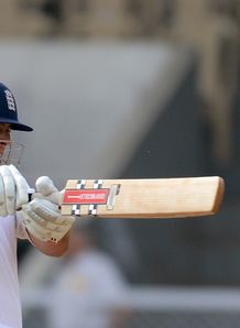 England captain Alastair Cook encouraged by first Test fightback against India