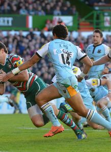 Matt Smith of Leicester Tigers scores v Northampton Saints Matt Smith of Leicester Tigers scores v Northampton Saints