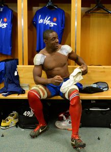 Yannick Nyanga icing his shoulders
