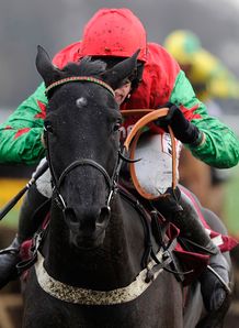 Walters chasing home win