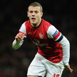 Wilshere: Signs new contract