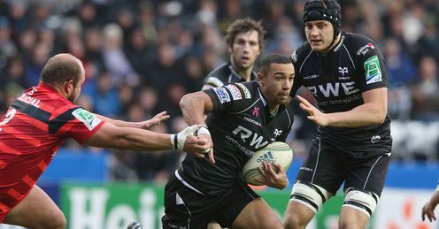 Eli Walker Ospreys v Toulouse Heineken Cup Eli Walker Ospreys v Toulouse Heineken Cup