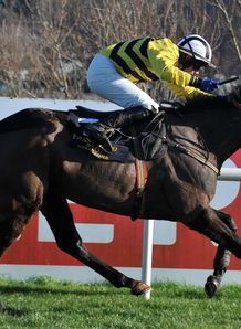 Glens Melody won the Frank Ward Solicitors Solerina Mares Novice Hurdle at Leopardstown