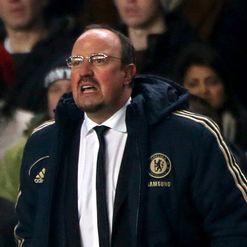 Benitez: Wants defensive 'unit'