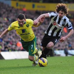 Robert Snodgrass and Fabricio Coloccini