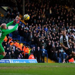 Friedel: Can't keep out Whites