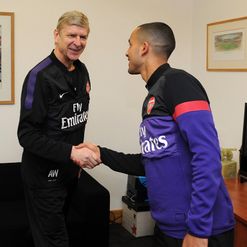 Walcott: Time to repay Wenger