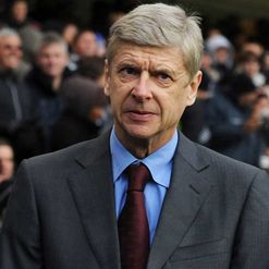 Wenger: Under immense pressure