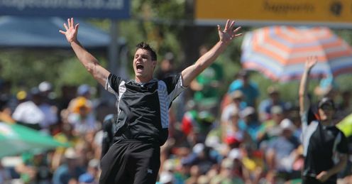 Mitchell McClenaghan four wickets New Zealand v South Africa ODI Paarl