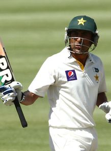 Vikram Solanki applauds Pakistan's fightback on day one of the second Test against South Africa 
