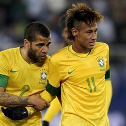 Alves: Luring Neymar to Spain