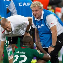 Put: Applauds his players